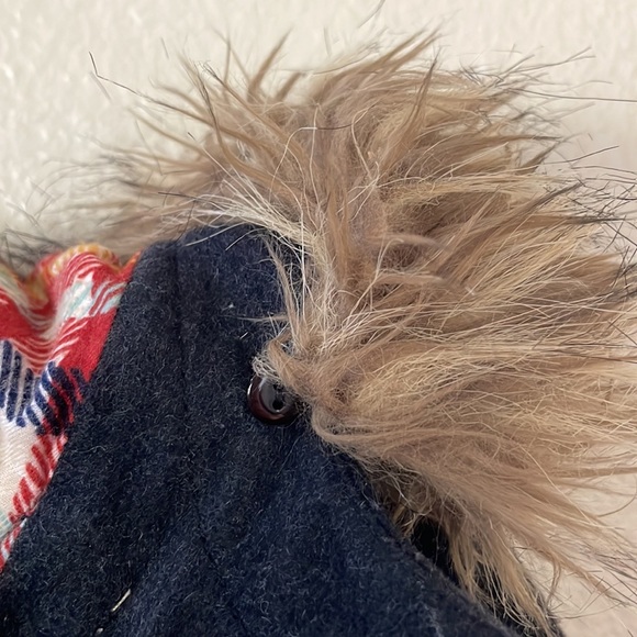 Quiksilver coat with fur hood Size Small - Picture 11 of 12